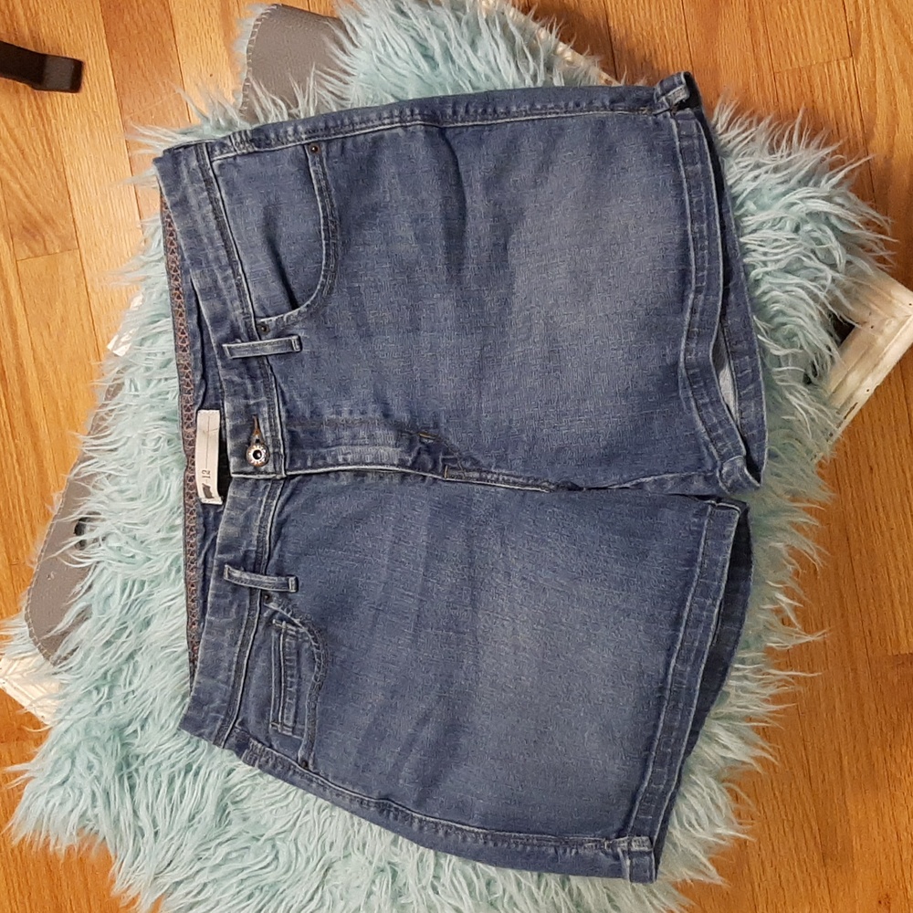 Womens Levi Shorts